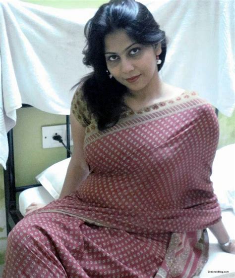 indian aunty bra nude|51 Sexy aunty nude pics showing desi big boobs in bra panty